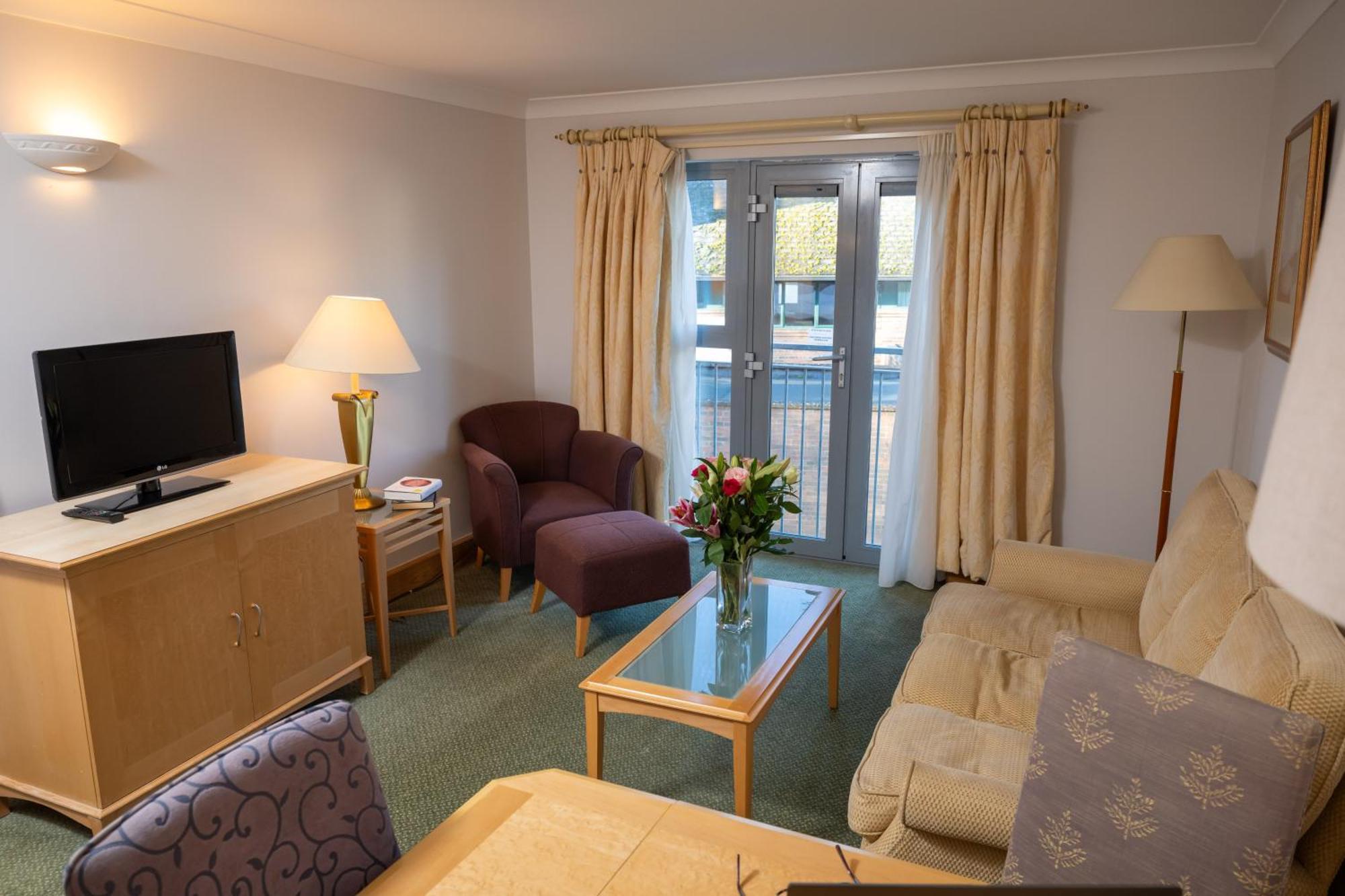 Hellidon Lakes Hotel Daventry Bagian luar foto
