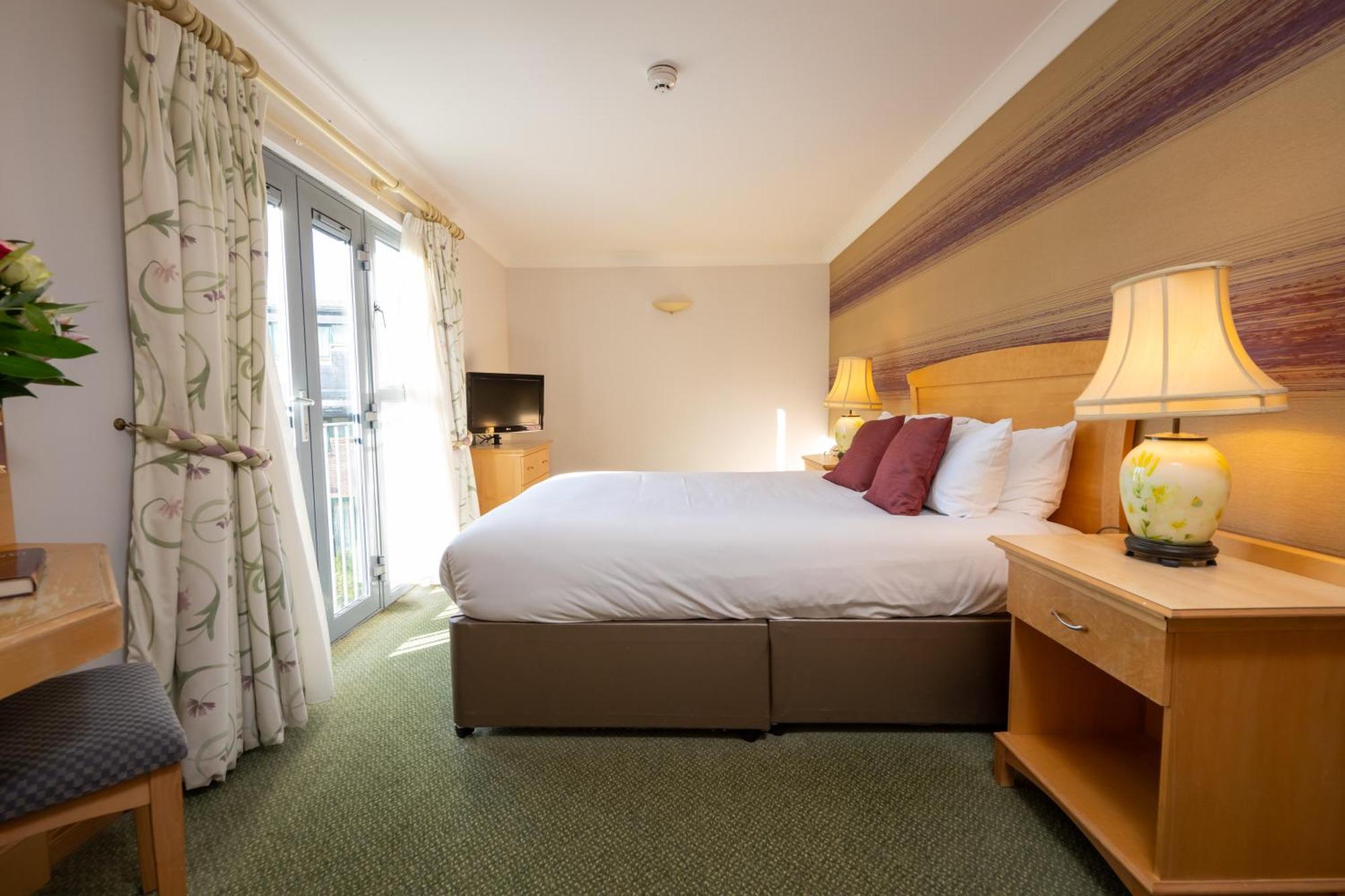 Hellidon Lakes Hotel Daventry Bagian luar foto