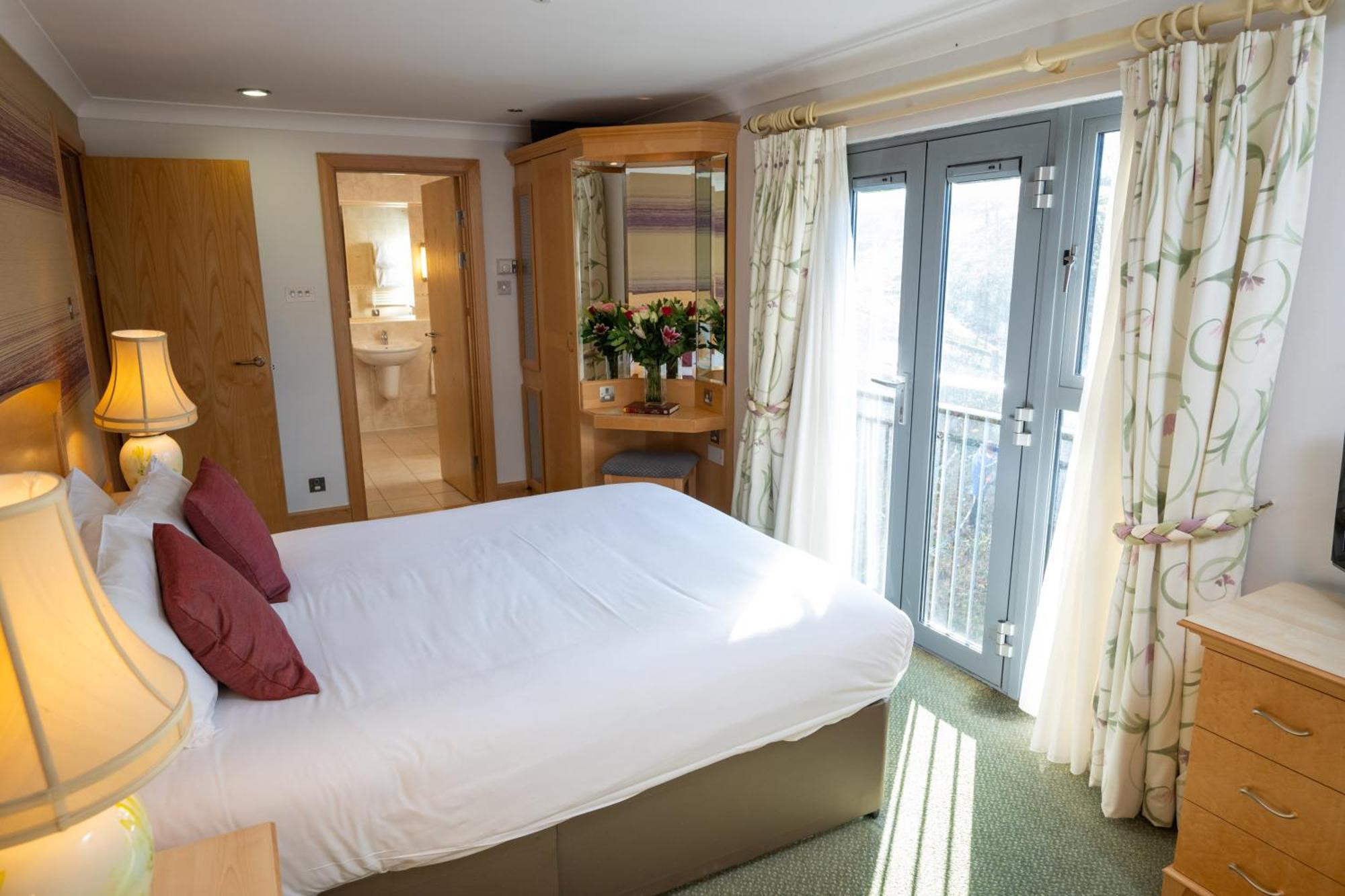 Hellidon Lakes Hotel Daventry Bagian luar foto