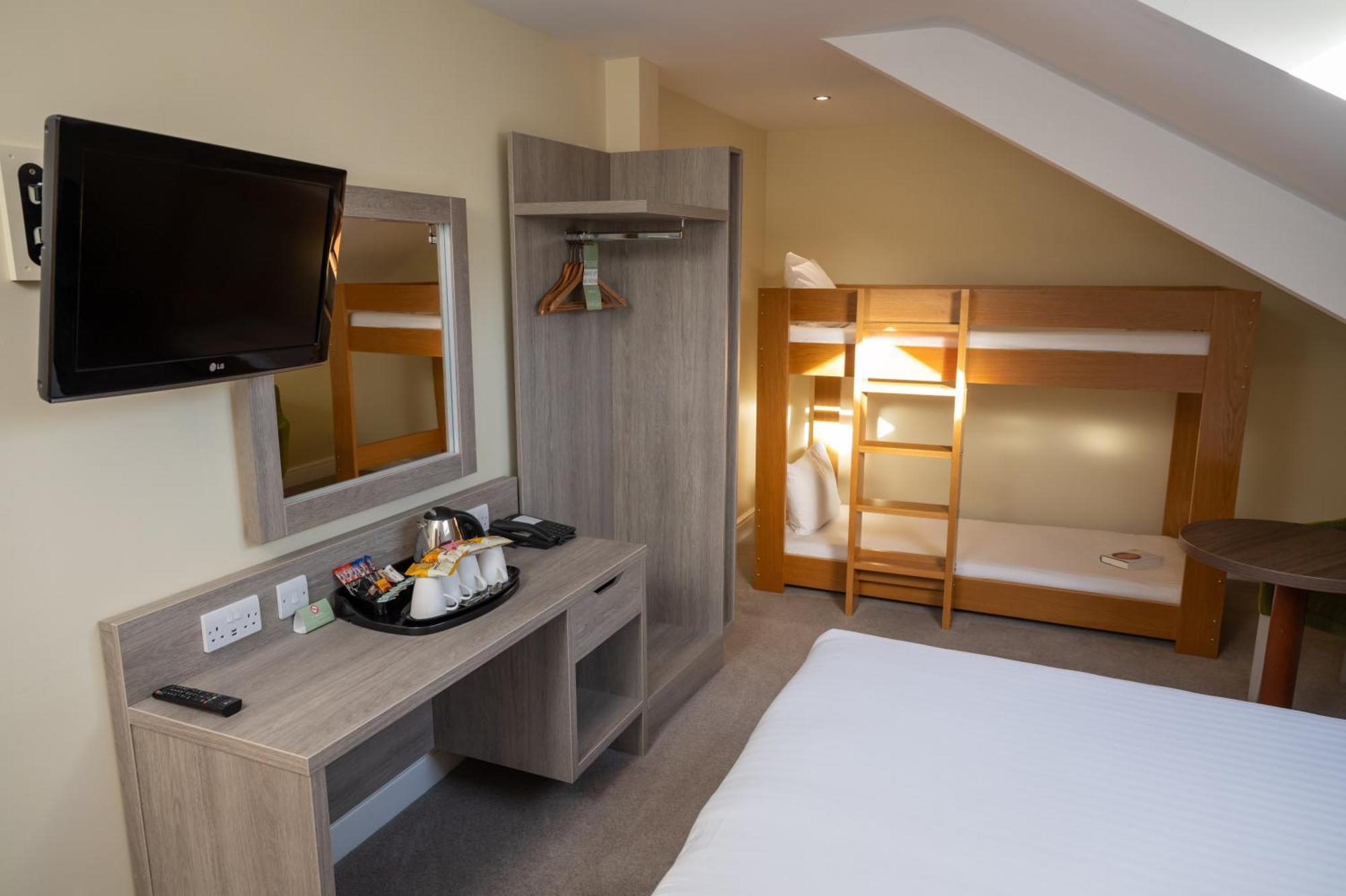 Hellidon Lakes Hotel Daventry Bagian luar foto