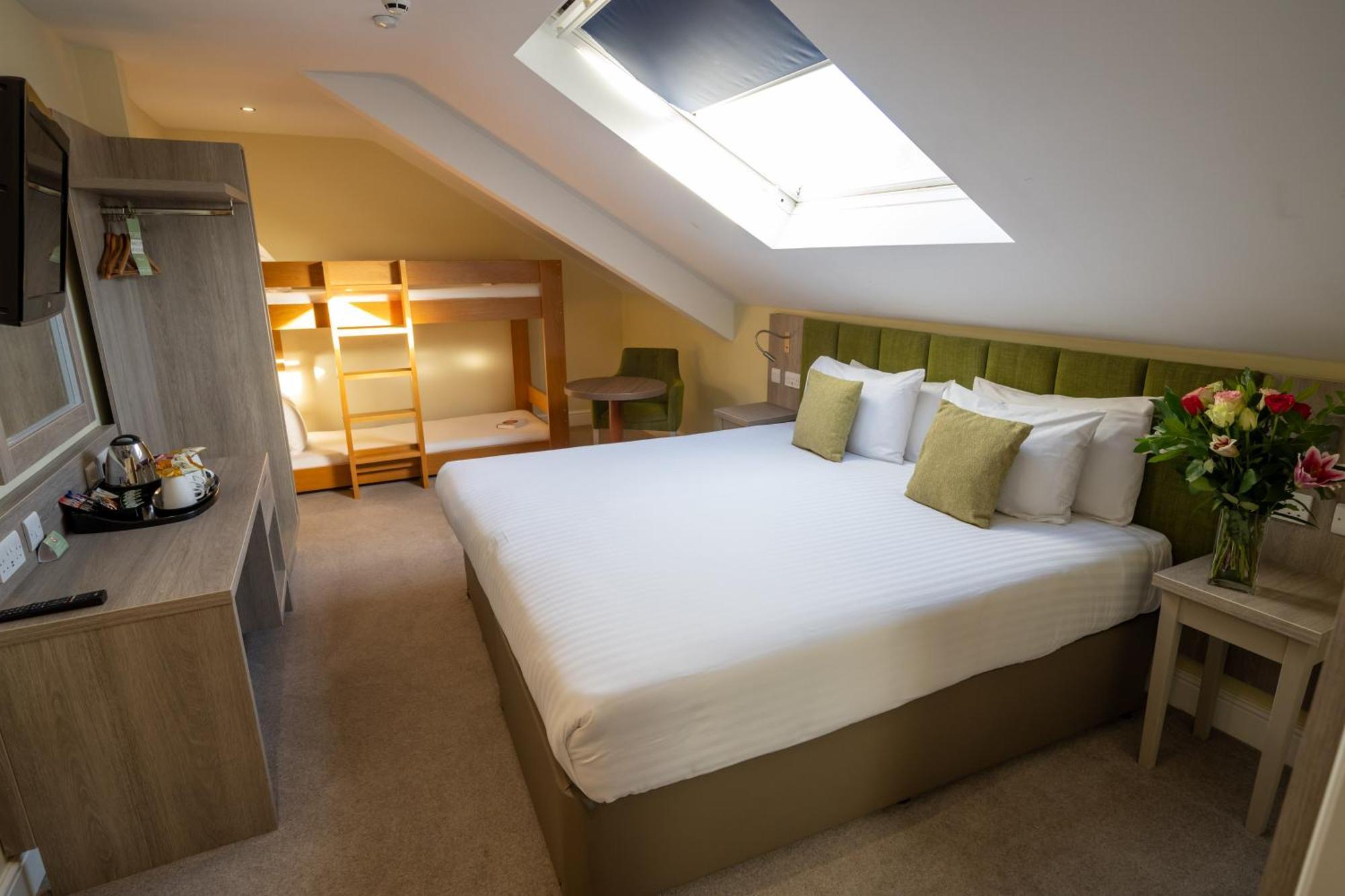 Hellidon Lakes Hotel Daventry Bagian luar foto